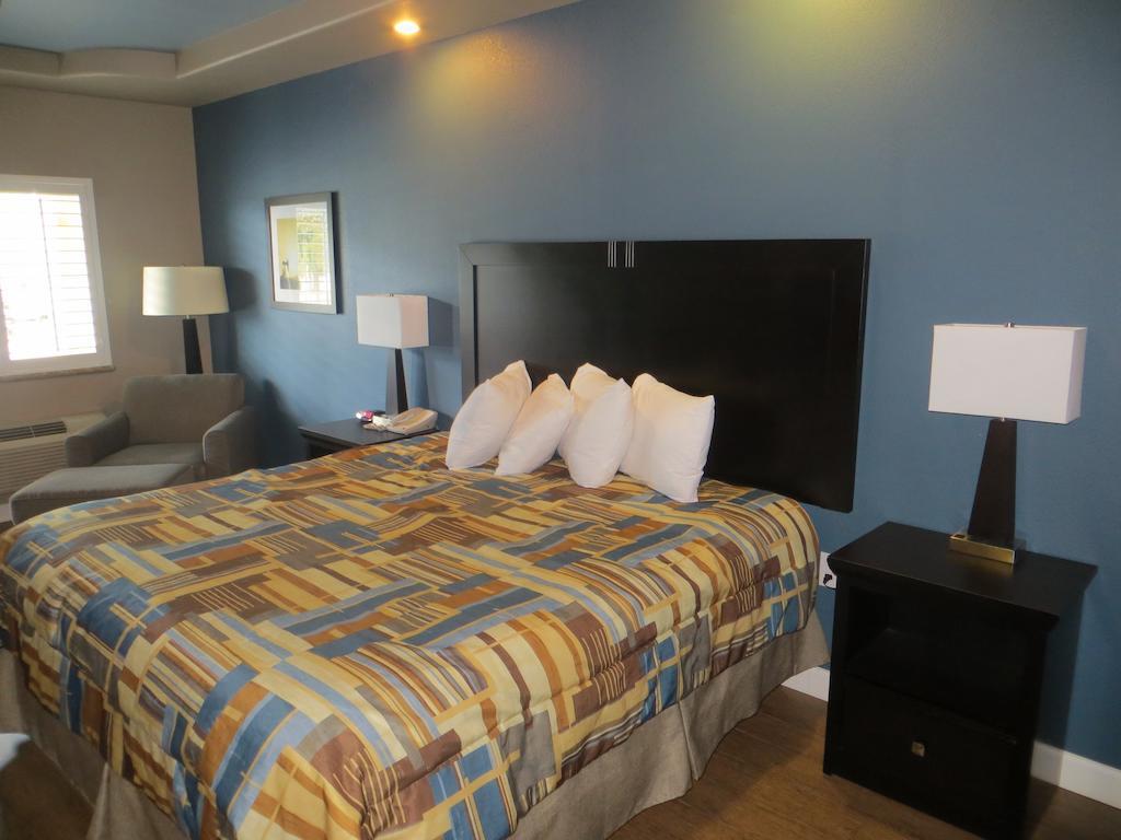 Black Gold Inn Yoakum Room photo